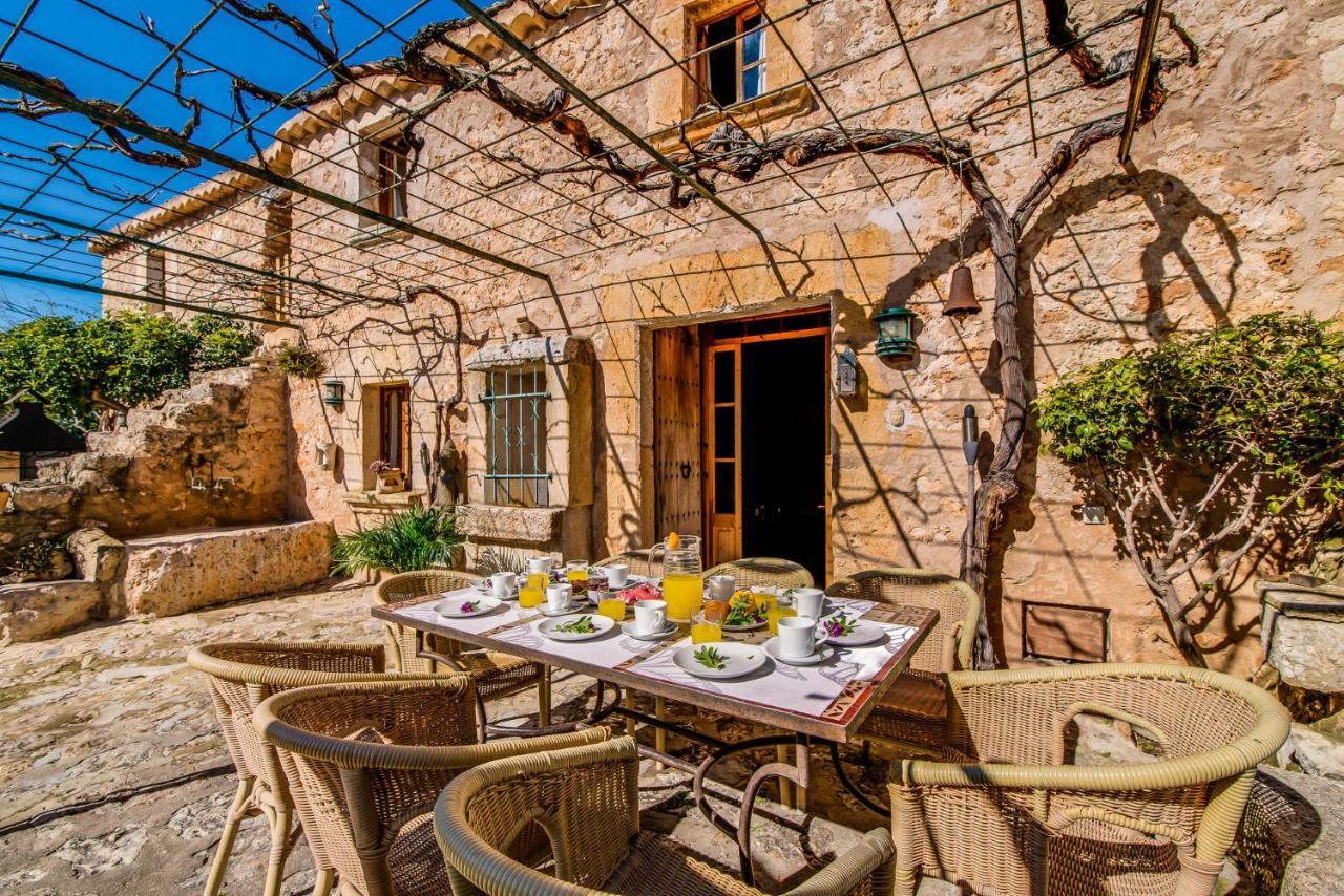 Ideal Mallorca - Maria * Costitx (Mallorca)