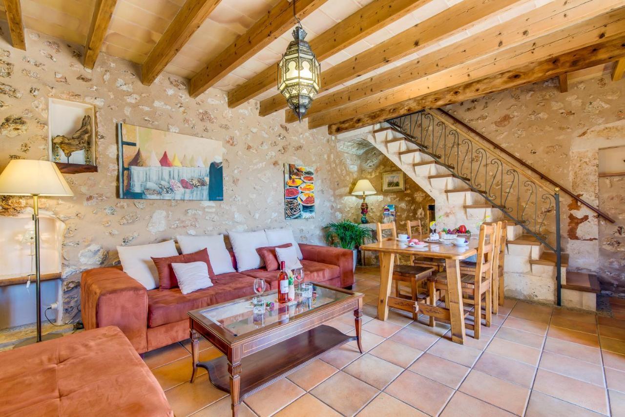 Ideal Mallorca - Maria * Costitx (Mallorca)